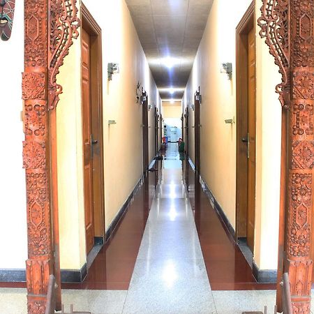 Graha Sekar Arum Syariah Surabaya Exterior foto