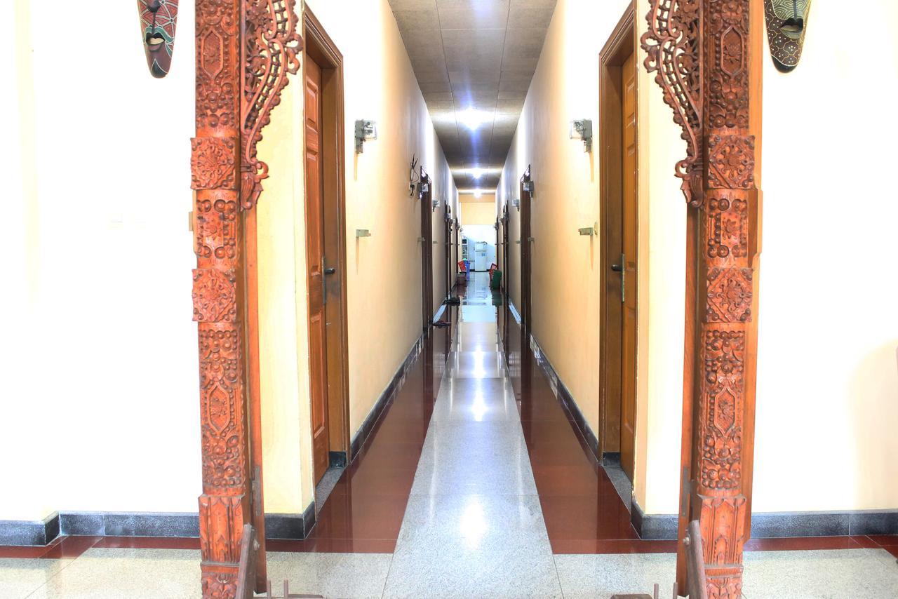 Graha Sekar Arum Syariah Surabaya Exterior foto